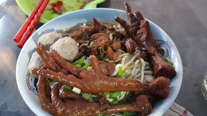 Mie Ayam PDS: Legenda Makan Siang di Jantung Cilacap